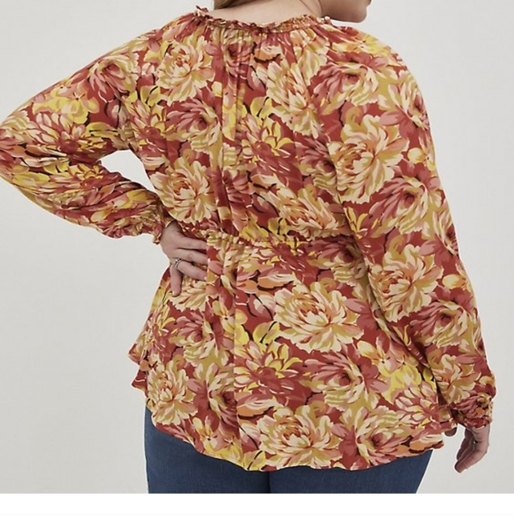 Torrid Floral Peasant Blouse Sz 3 NWT! - Picture 2 of 9